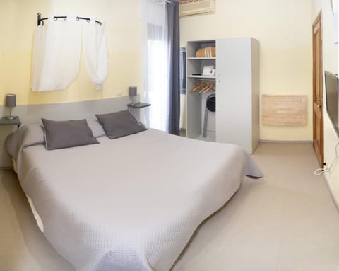 Tarchon Luxury B&B Übernachtung mit Frühstück in Tarquinia