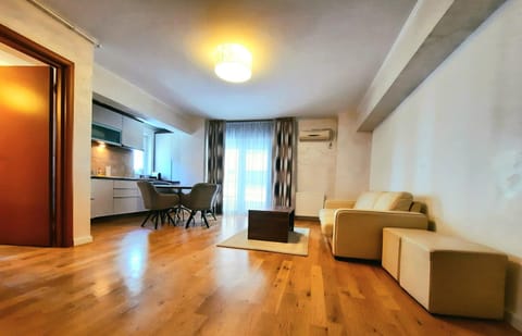 Apartament Lux Alisia Apartamento in Constanta