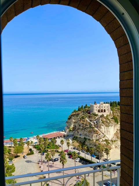 Sunset Tropea Bed and Breakfast in Tropea