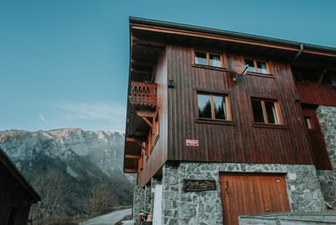 Chalet Vaclav Bed and Breakfast in Samoëns