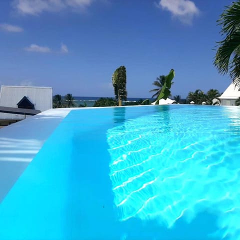 Garden view, Sea view, Swimming pool