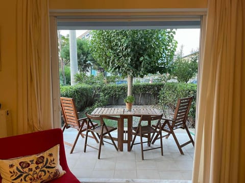 Apartment with gardens (ideal for surfers) Apartment in Lefkada