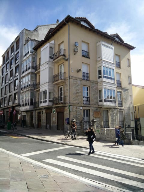 Hostal del Arquitecto Bed and Breakfast in Vitoria-Gasteiz