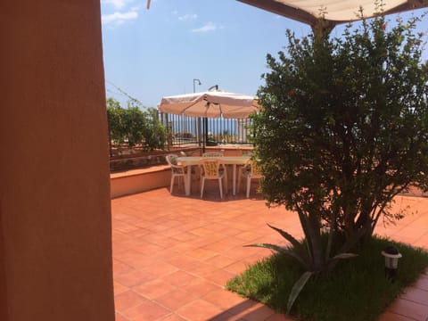 Il terrazzino di Lulù House in Calabria