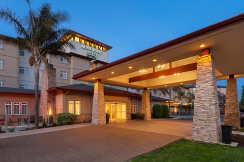 Homewood Suites by Hilton San Francisco Airport North California Hotel in Brisbane