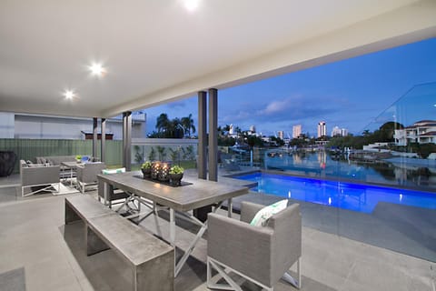Sublime @ Broadbeach House in Surfers Paradise