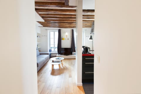 Apart By Jo - Proc 2F Condo in Saint-Germain-en-Laye