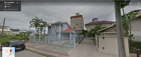 Casa de praia em Palmas-SC a 40 metros do mar Maison in Florianopolis
