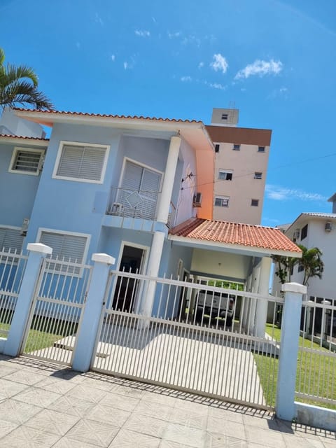 Property building, Balcony/Terrace