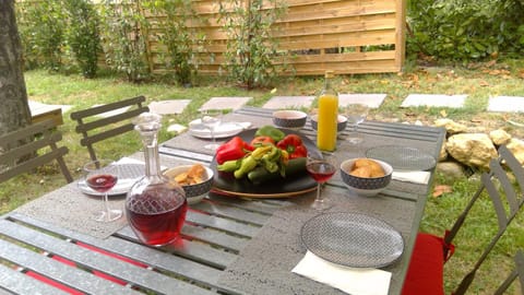 BBQ facilities, Garden, Food and drinks, Garden view