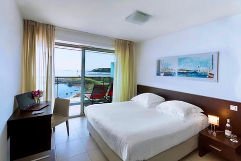 Royal Antibes - Luxury Hotel, Résidence, Beach & Spa Hôtel in Antibes