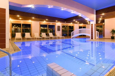 Spa and wellness centre/facilities, Swimming pool