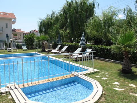 Garden, On site, Swimming pool, Swimming pool