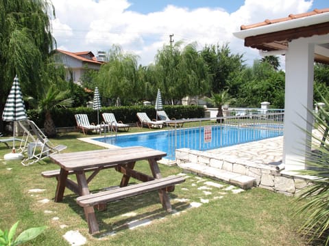 On site, Garden view, Swimming pool, Swimming pool