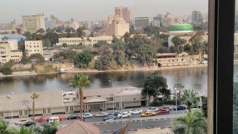 Day, Neighbourhood, River view