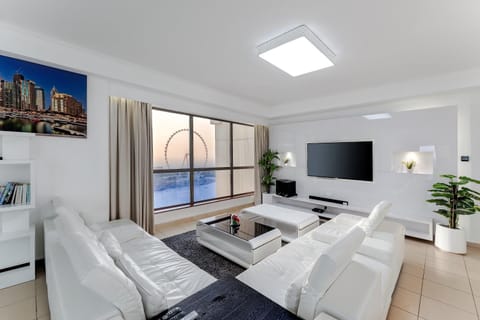 Communal lounge/ TV room, TV and multimedia, Living room, Seating area