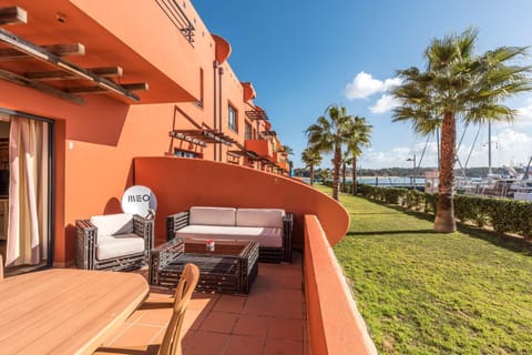 Luxury Apartment, Marina, Beach & Pool Condominio in Portimao