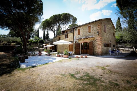 3 bedrooms villa with private pool enclosed garden and wifi at Arezzo Villa in Arezzo