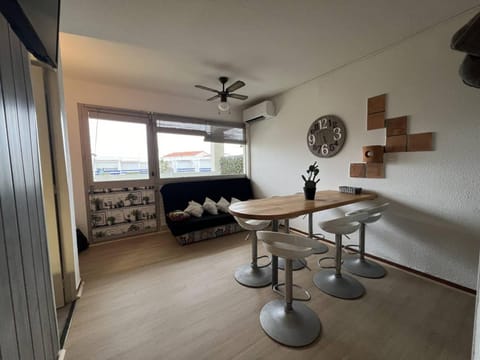 Appartement Port Leucate, 3 pièces, 4 personnes - FR-1-81-423 Condo in Leucate