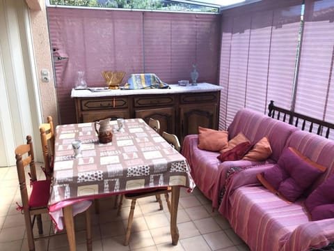 Villa T3 avec Terrasse, Jardin et Parking, à 200m de la Plage - 6 couchages, Le Barcarès - FR-1-81-372 Villa in Le Barcarès