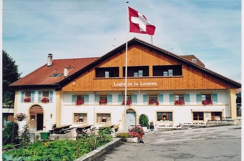 Property building, Facade/entrance