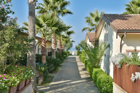 View (from property/room), Garden view, Sea view, Inner courtyard view