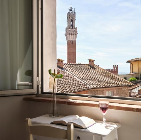View (from property/room), City view
