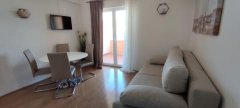 Apartments Kapetanovi Dvori Appartamento in Trogir