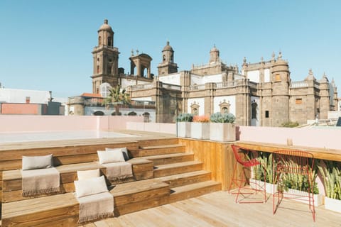 Balcony/Terrace, Landmark view, Swimming pool