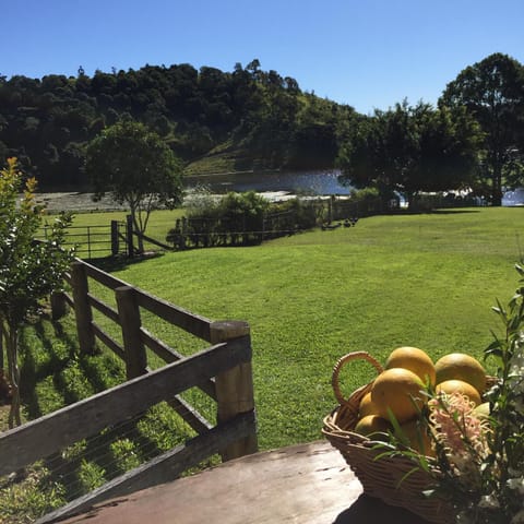 CedarBrae Country Stay Farm Stay in Noosa Shire