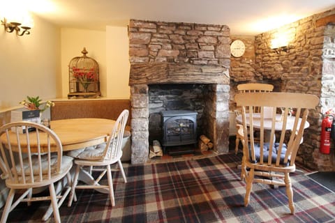 The Globe Inn Alvington Inn in Forest of Dean