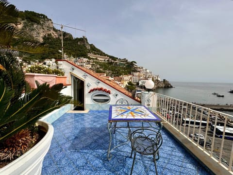 Holidays Baia D'Amalfi Bed and Breakfast in Amalfi