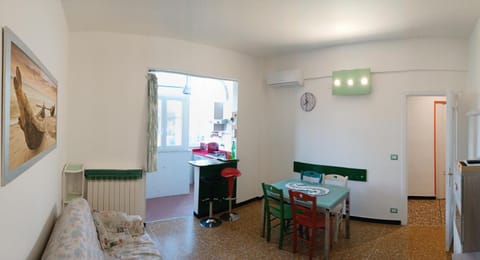 Sonia's house Appartamento in Albissola Marina