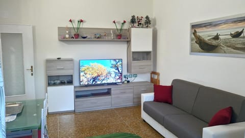 Sonia's house Condo in Albissola Marina