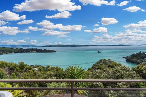 Sunset Sanctuary- Waiheke Escapes House in Auckland Region
