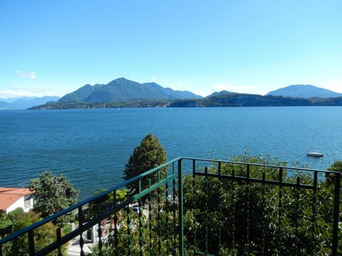 Summer, Balcony/Terrace, Lake view