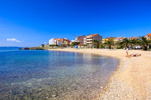 Neighbourhood, Natural landscape, Beach