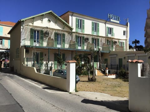 L'ilot Fleuri Hotel in Le Lavandou