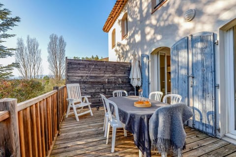 Property building, Patio, Spring, Day, View (from property/room), Balcony/Terrace, Dining area