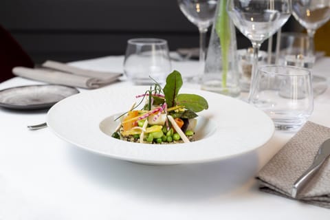 Restaurant/places to eat, Food and drinks, Food, Lunch, Dinner