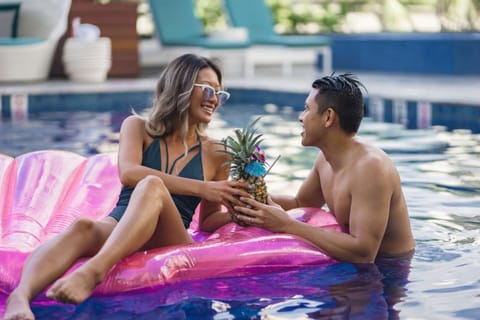 Pool view, Swimming pool