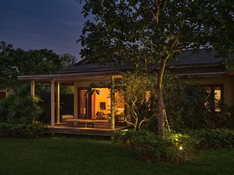 Balcony/Terrace, Seating area, Garden view