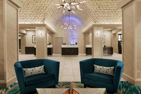 Embassy Suites by Hilton Arcadia-Pasadena Area Hotel in Arcadia
