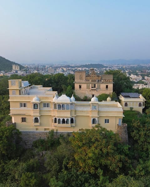 Titardi Garh- 18th Century Castle Homestay Urlaubsunterkunft in Gujarat