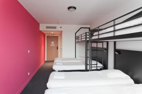 Photo of the whole room, bunk bed