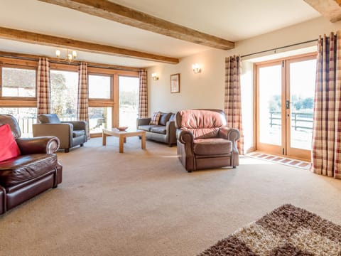 Glebe Barn House in Malvern Hills District