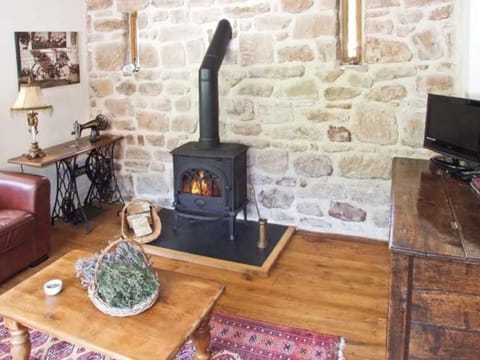 The Lodge Farm Barn House in Forest of Dean