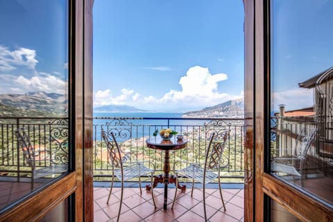 Heart and Soul of Sorrento Villa in Priora