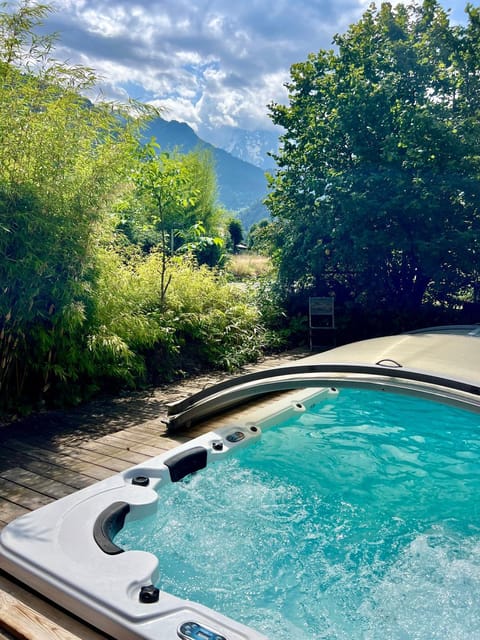 Natural landscape, Hot Tub, Mountain view