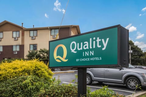 Quality Inn Atlanta Airport-Central Hotel in College Park